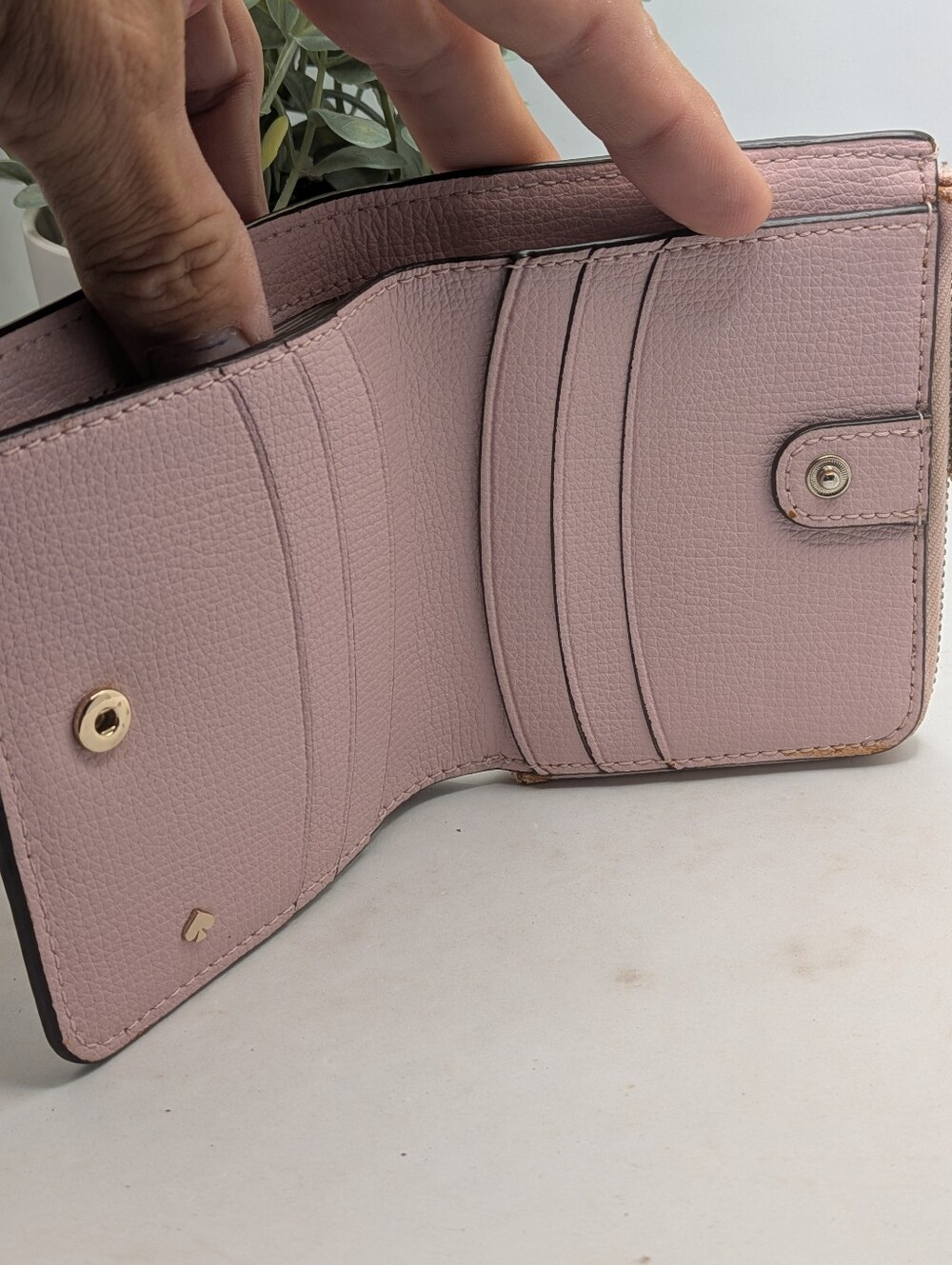 Kate Spade Francois French Bulldog Bifold Zip Wallet Pink Leather - Picture 6 of 8